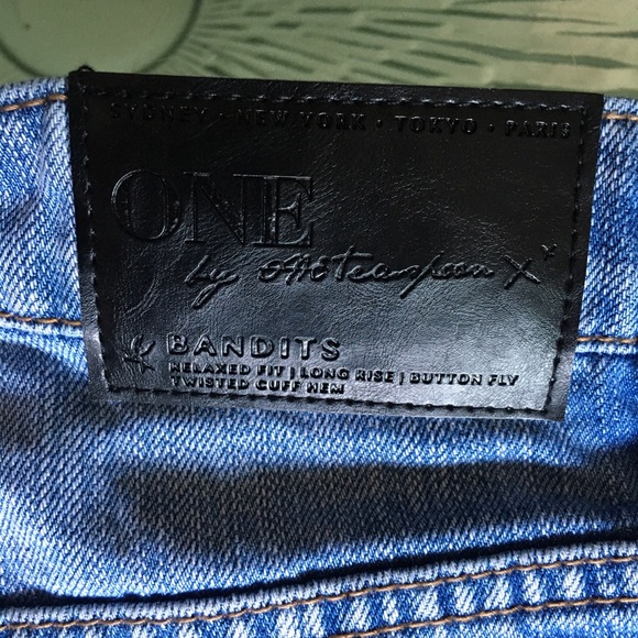 One Teaspoon Jean shorts - Picture 2 of 3